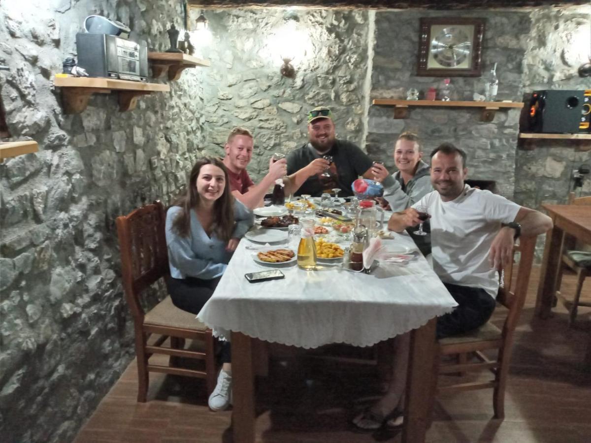 Bujtina Carku Hotel Theth Luaran gambar