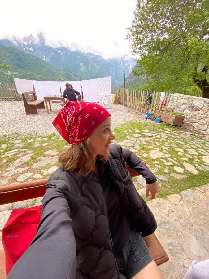 Bujtina Carku Hotel Theth Luaran gambar