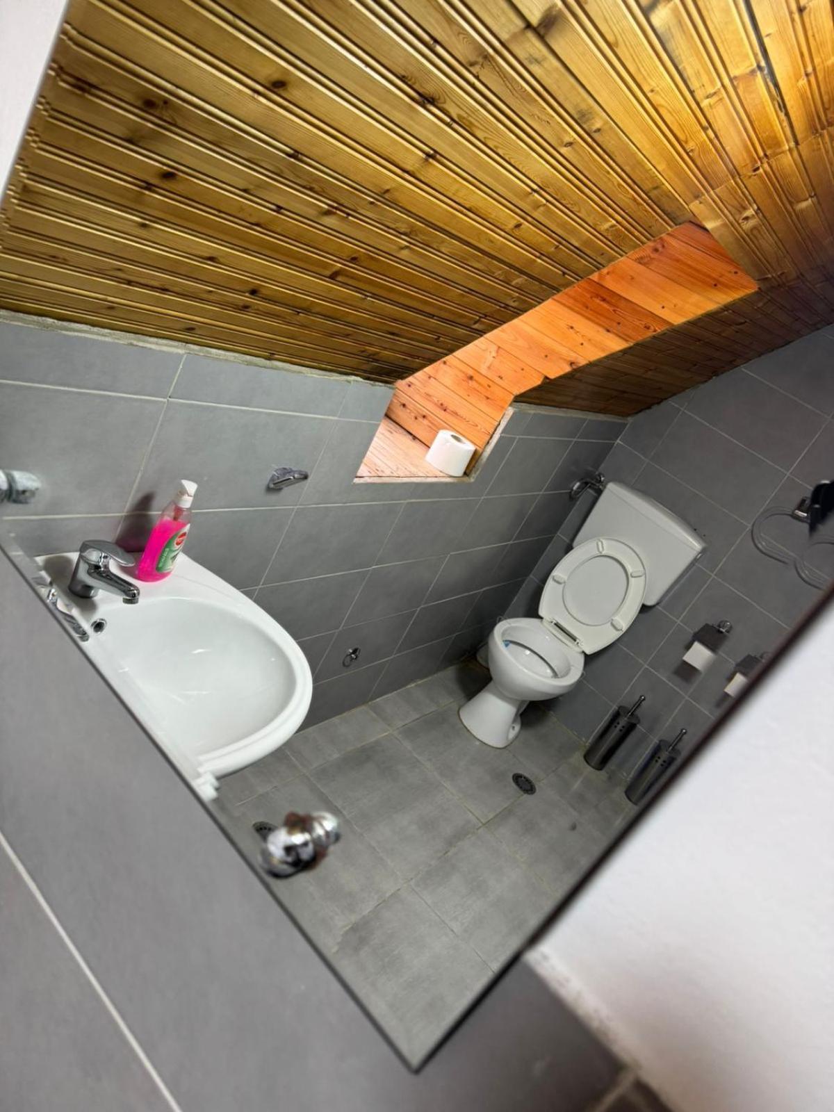 Bujtina Carku Hotel Theth Luaran gambar